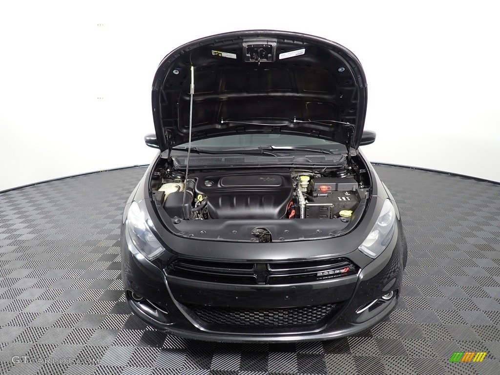 2016 Dart SXT - Pitch Black / Black photo #5