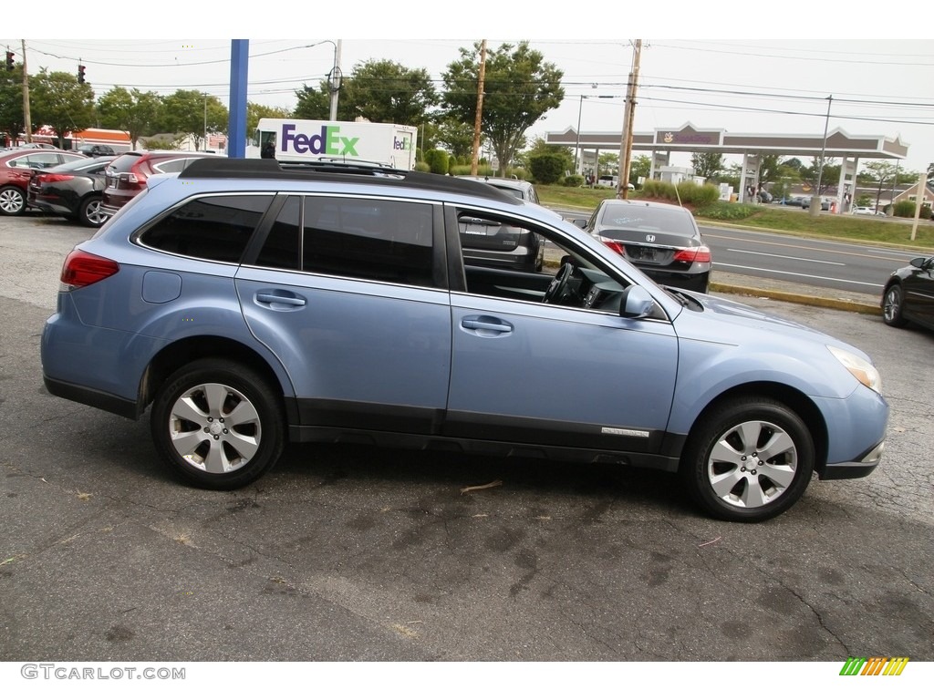 2011 Outback 2.5i Premium Wagon - Sky Blue Metallic / Off Black photo #4