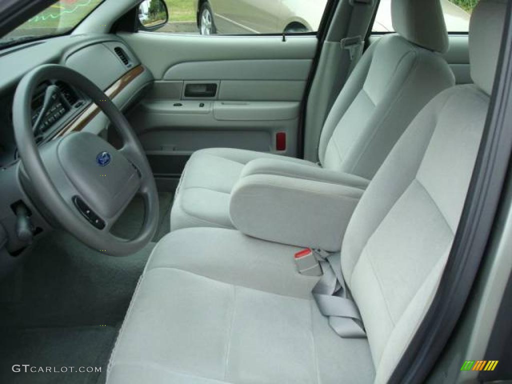 2003 Crown Victoria Sedan - Spruce Green Metallic / Light Flint photo #8