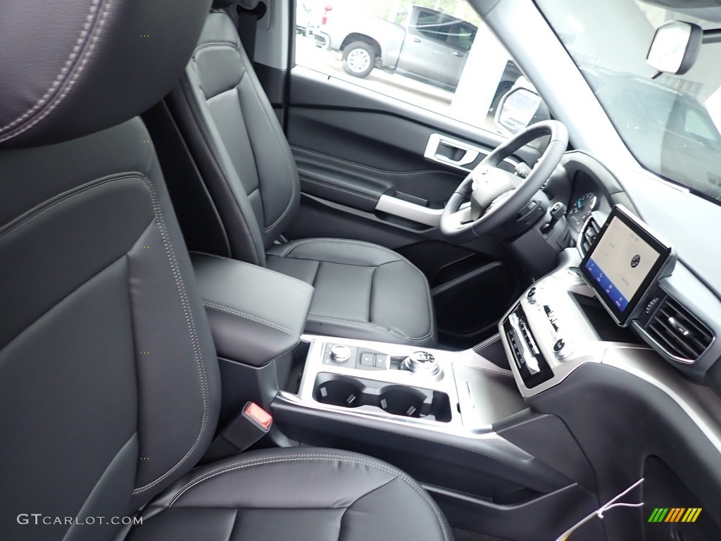 2020 Explorer XLT 4WD - Star White Metallic Tri-Coat / Ebony photo #12