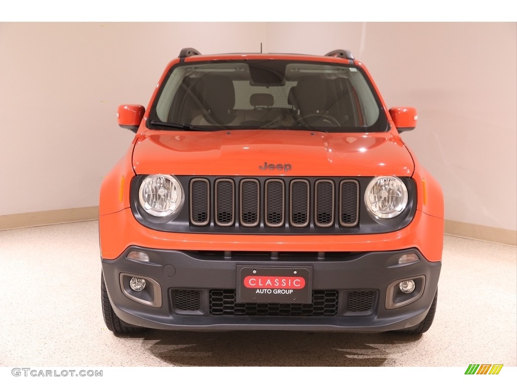 2016 Renegade Latitude 4x4 - Omaha Orange / Black/Sandstorm photo #2