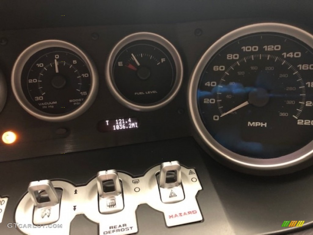 2005 Ford GT Standard GT Model Controls Photos