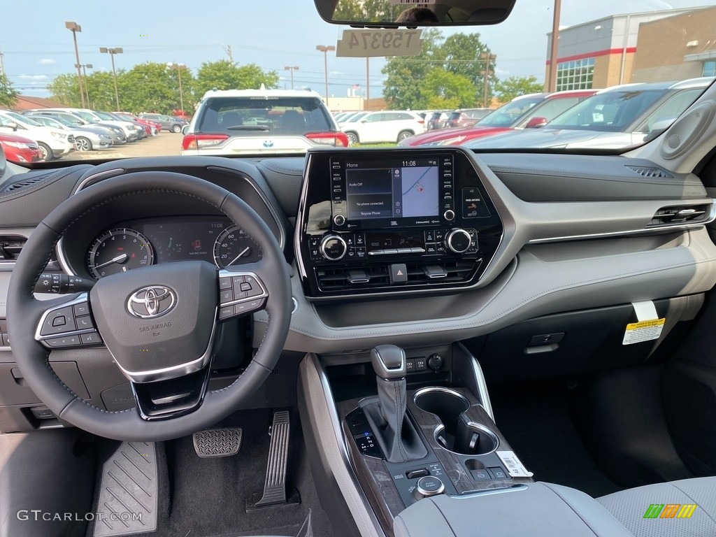2020 Toyota Highlander Limited AWD Dashboard Photos
