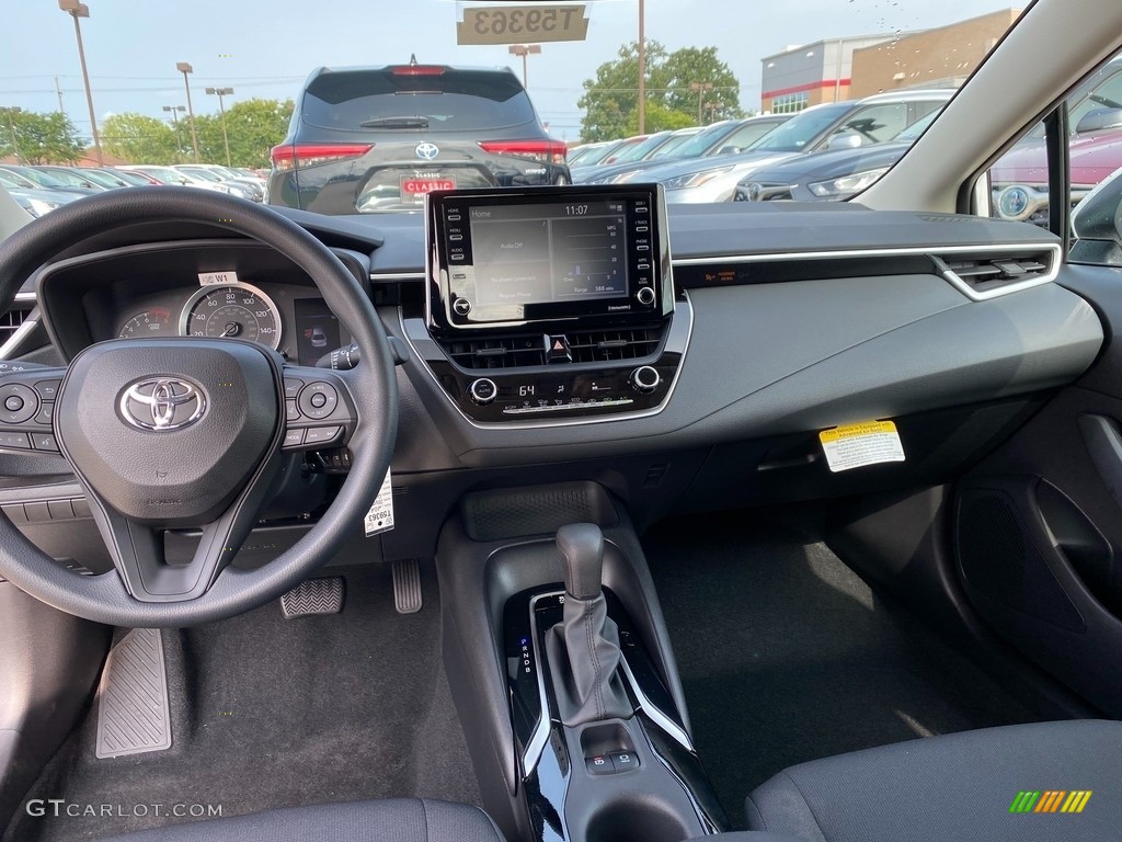 2021 Corolla LE - Super White / Black photo #4