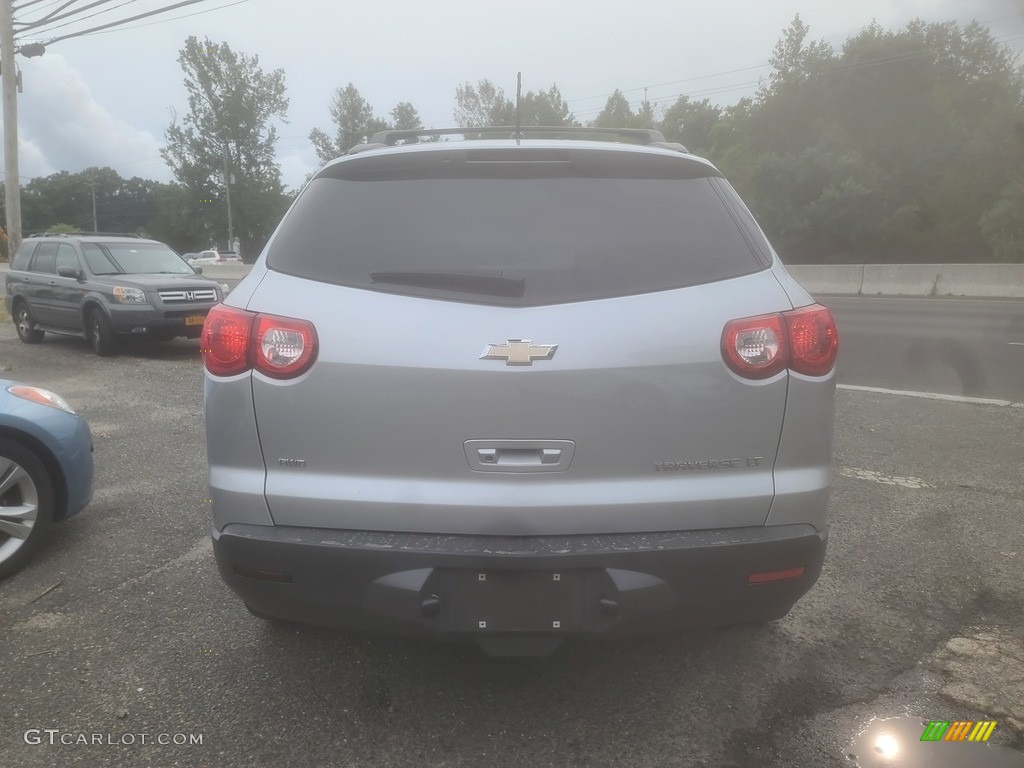 2010 Traverse LT AWD - Silver Ice Metallic / Ebony photo #4