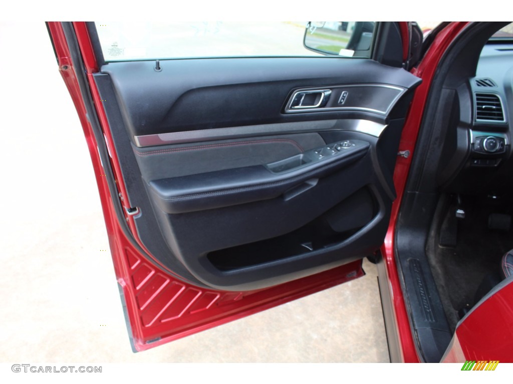 2018 Explorer XLT - Ruby Red / Ebony Black photo #14