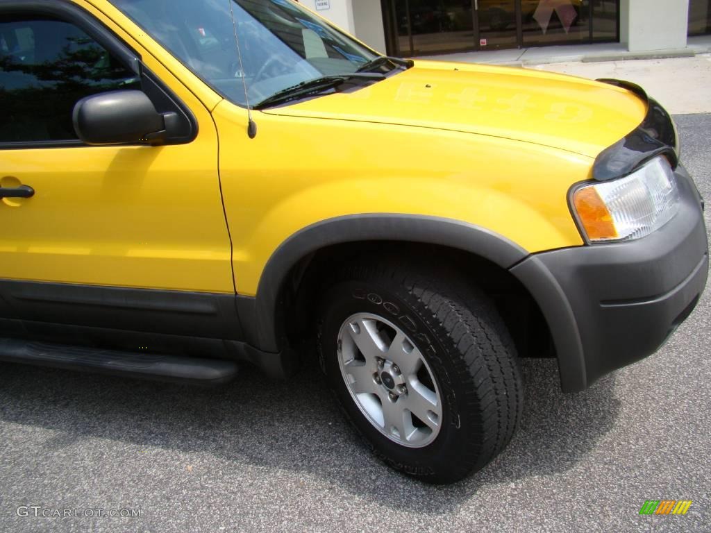 2003 Escape XLT V6 4WD - Chrome Yellow Metallic / Ebony Black photo #21