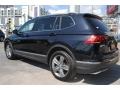 Deep Black Pearl - Tiguan SEL Photo No. 7