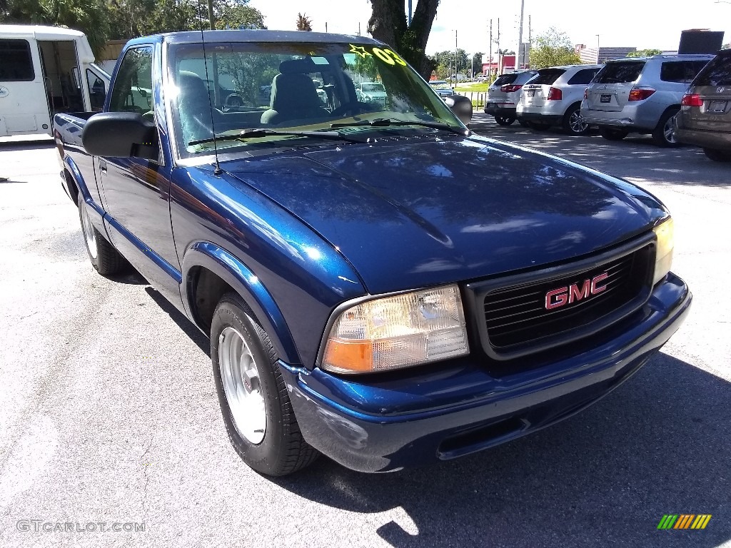 2003 Sonoma SL Regular Cab - Indigo Blue Metallic / Graphite photo #1