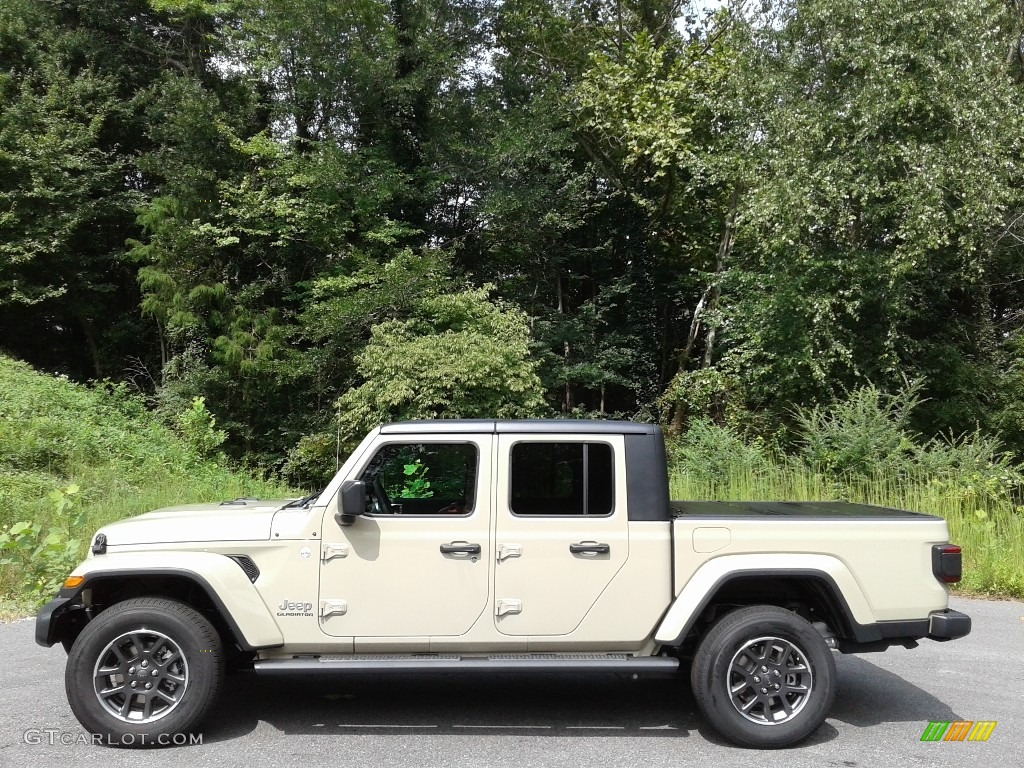2020 Gladiator Overland 4x4 - Gobi / Black/Dark Saddle photo #1