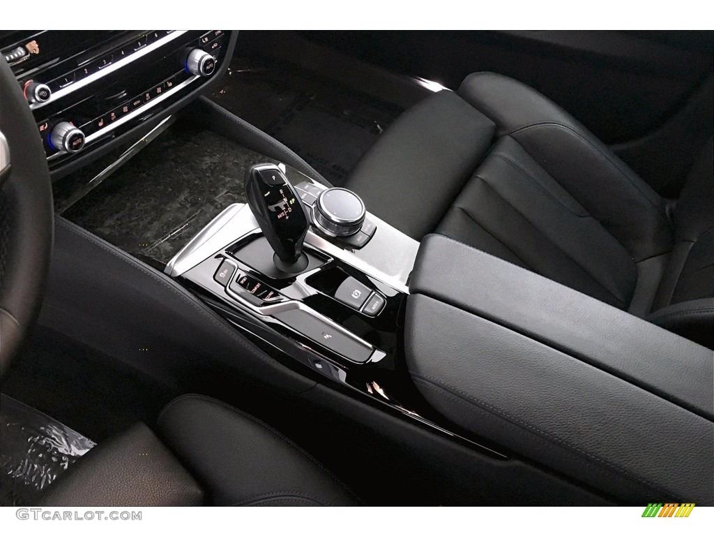 2017 5 Series 540i Sedan - Alpine White / Black photo #15