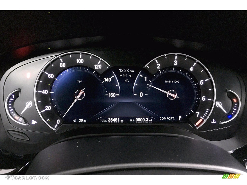 2017 5 Series 540i Sedan - Alpine White / Black photo #19