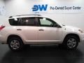 Super White - RAV4 4WD Photo No. 4