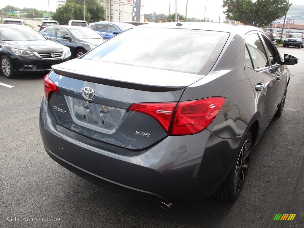 2017 Corolla SE - Falcon Gray Metallic / Black photo #5