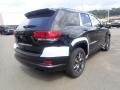 Diamond Black Crystal Pearl - Grand Cherokee Limited X 4x4 Photo No. 5
