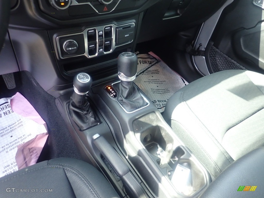 2020 Jeep Wrangler Unlimited Willys 4x4 Transmission Photos