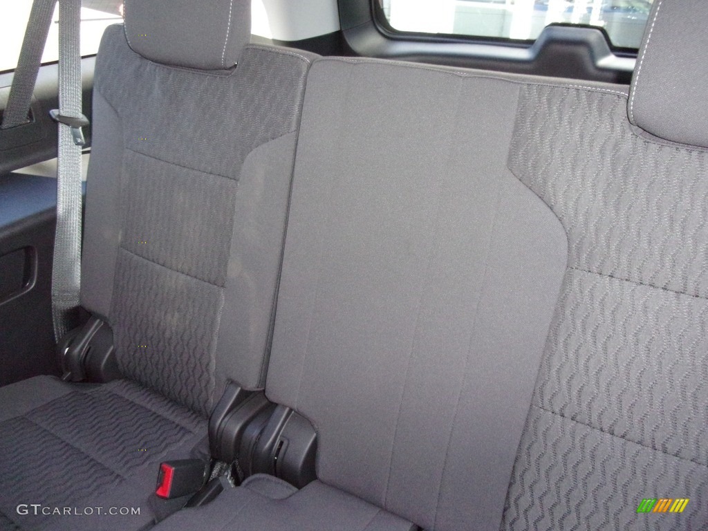 2020 Suburban LS 4WD - Satin Steel Metallic / Jet Black photo #18