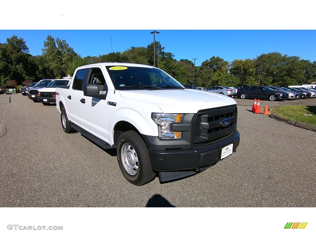 2017 F150 XL SuperCrew 4x4 - Oxford White / Earth Gray photo #1