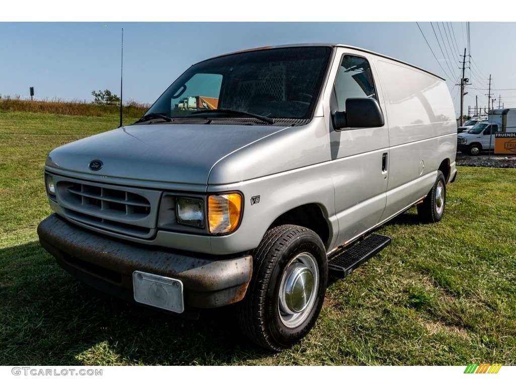 Silver Metallic 2002 Ford E Series Van E250 Cargo Exterior Photo #139602915