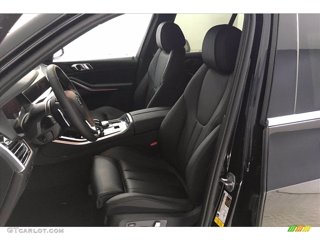2020 BMW X5 sDrive40i Front Seat Photos