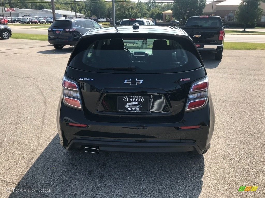 2020 Sonic LT Hatchback - Mosaic Black Metallic / Jet Black photo #6