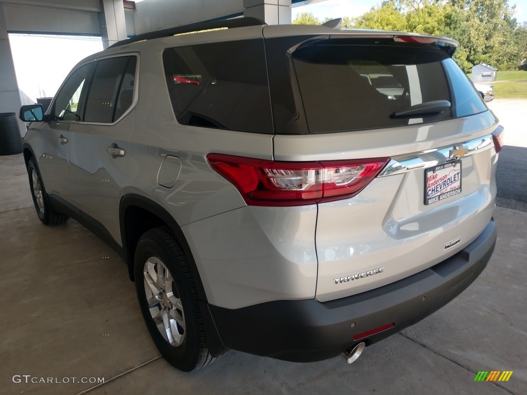 2020 Traverse LT - Silver Ice Metallic / Jet Black photo #9