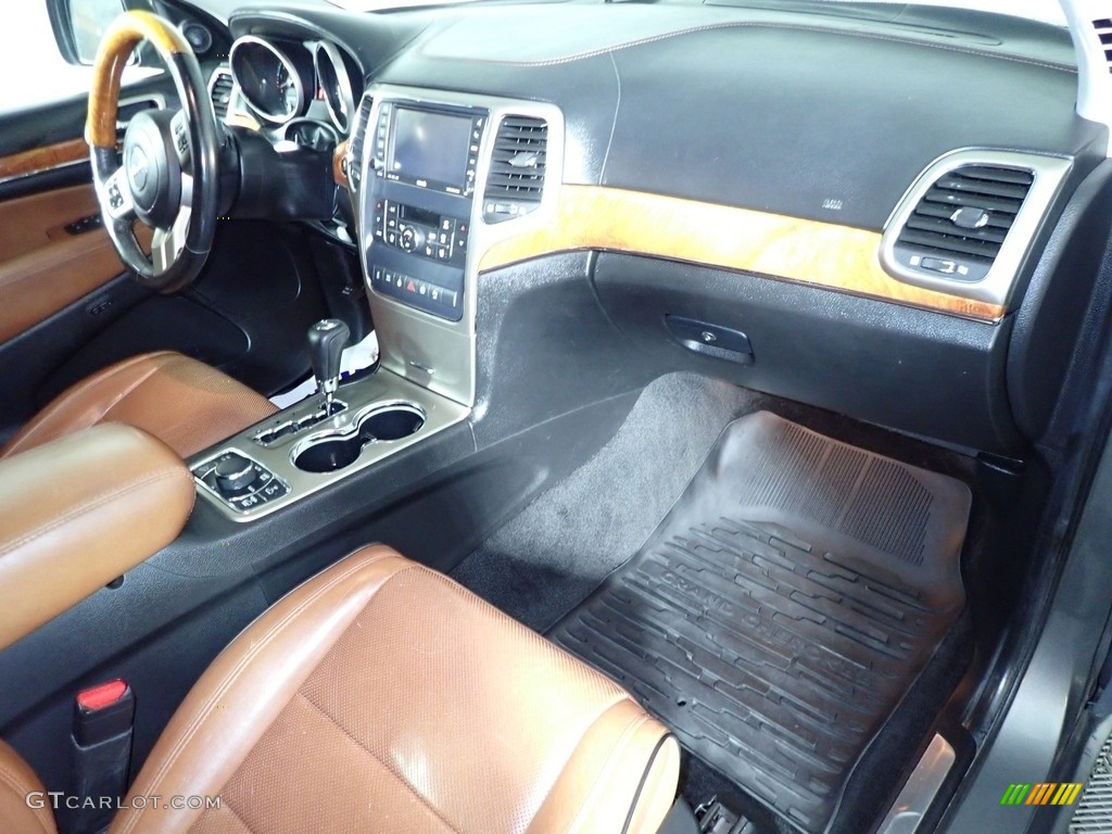 2011 Grand Cherokee Overland 4x4 - Mineral Gray Metallic / New Saddle/Black photo #28