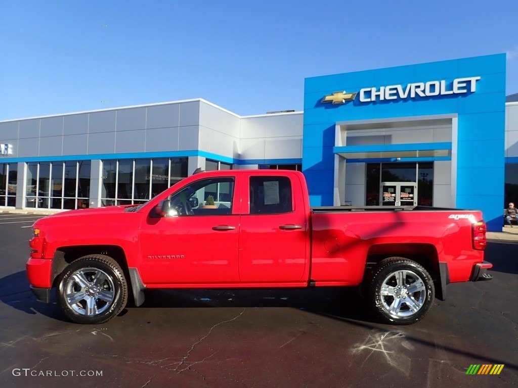 2017 Silverado 1500 Custom Double Cab 4x4 - Red Hot / Dark Ash/Jet Black photo #3