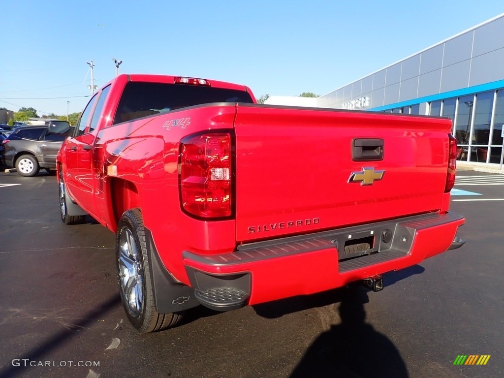 2017 Silverado 1500 Custom Double Cab 4x4 - Red Hot / Dark Ash/Jet Black photo #5