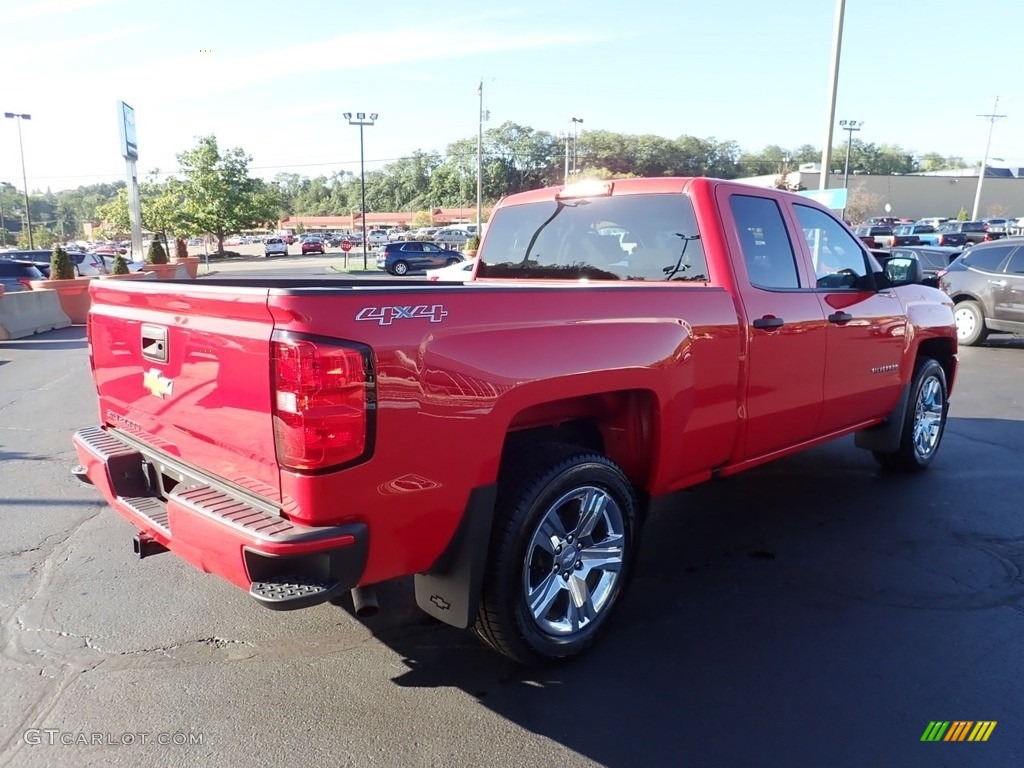 2017 Silverado 1500 Custom Double Cab 4x4 - Red Hot / Dark Ash/Jet Black photo #8