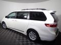 Blizzard White Pearl - Sienna XLE Photo No. 9