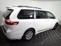 Blizzard White Pearl - Sienna XLE Photo No. 15