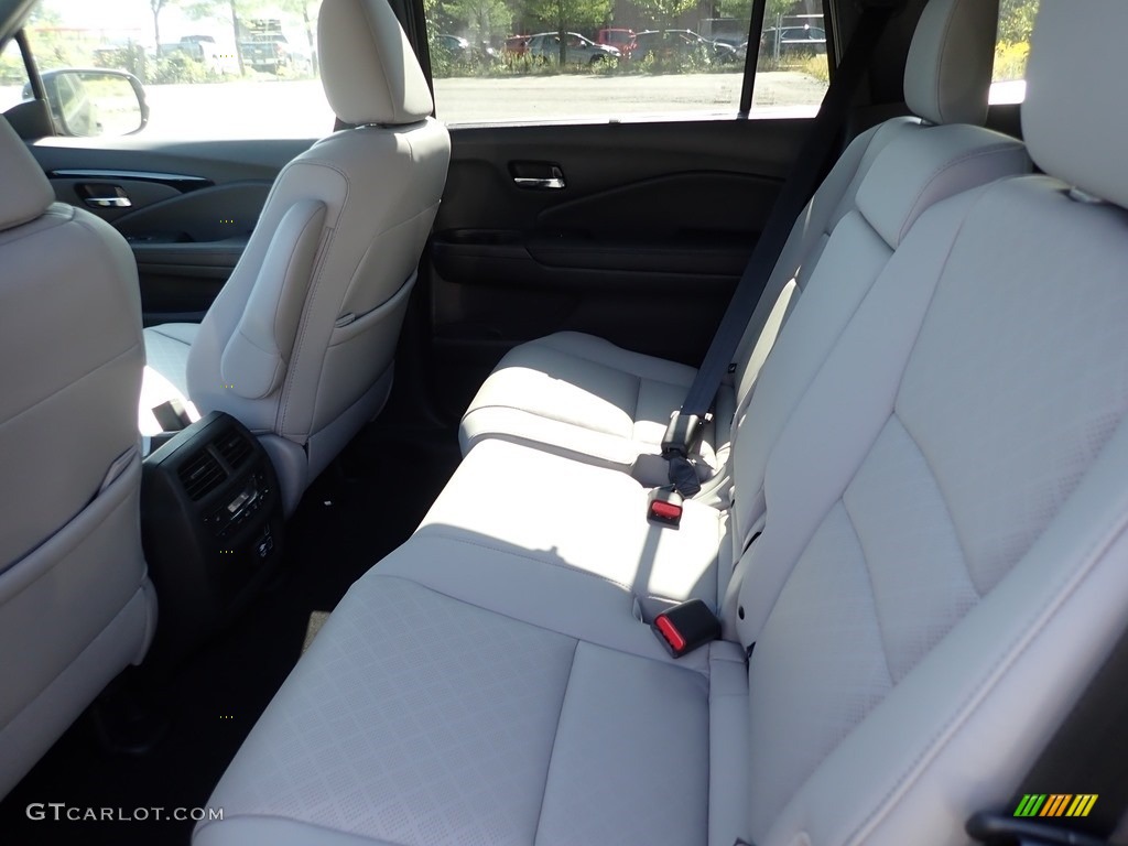 2020 Passport Elite AWD - Black Forest Pearl / Gray photo #9