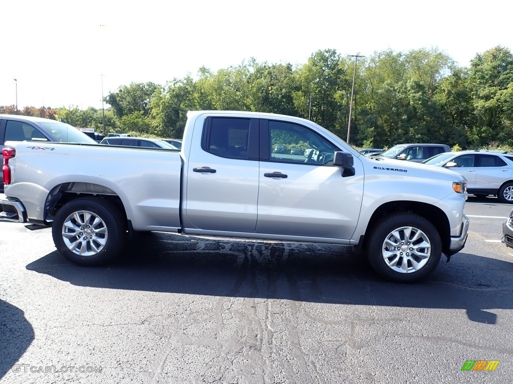 2020 Silverado 1500 Custom Double Cab 4x4 - Silver Ice Metallic / Jet Black photo #6