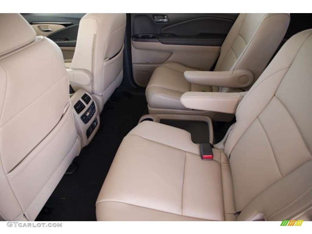 2021 Pilot Elite AWD - Deep Scarlet Pearl / Beige photo #16