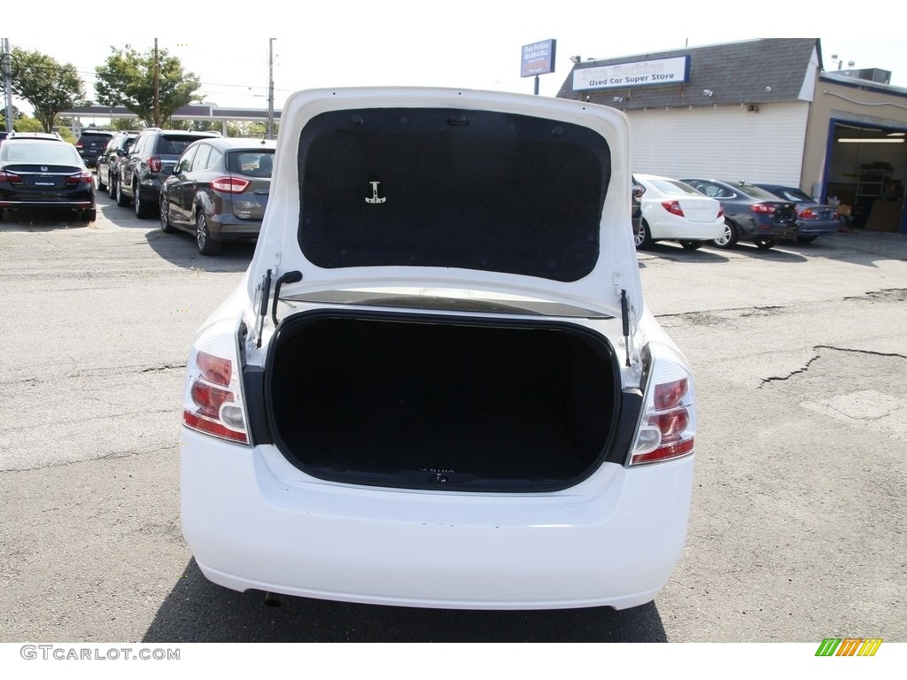 2009 Sentra 2.0 S - Fresh Powder White / Beige photo #13