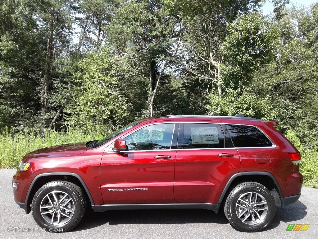 2020 Grand Cherokee Laredo E 4x4 - Velvet Red Pearl / Black photo #1