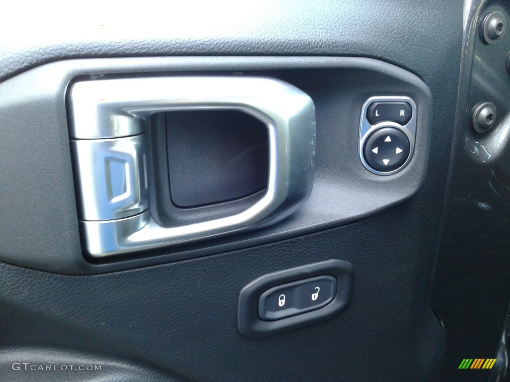 2021 Jeep Gladiator Mojave 4x4 Controls Photo #139621875