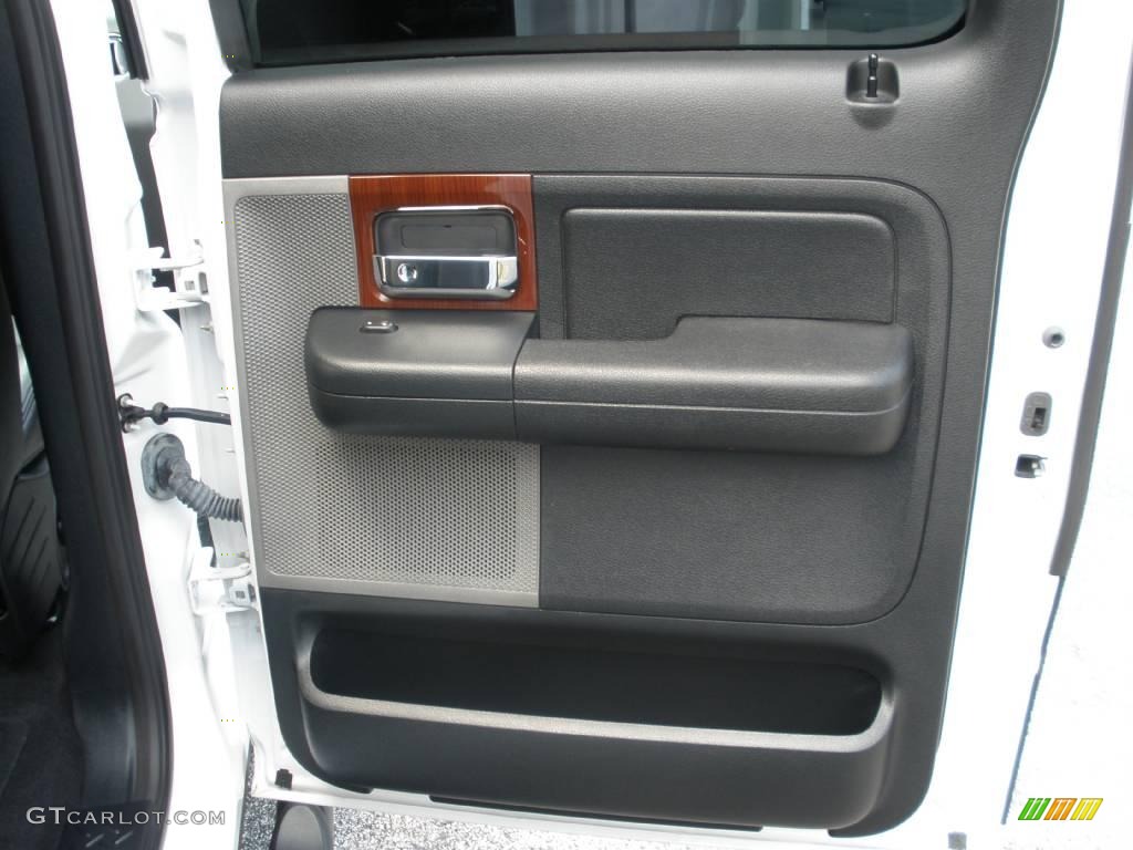 2006 F150 Lariat SuperCrew 4x4 - Oxford White / Black photo #16