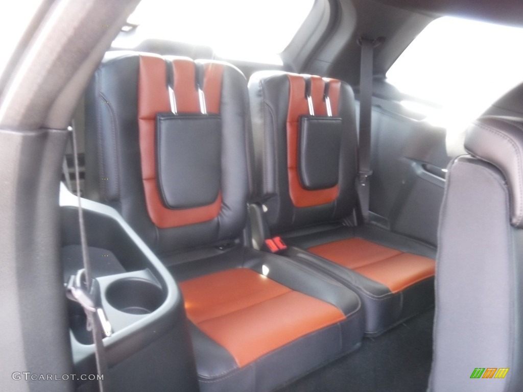 2019 Explorer XLT 4WD - Agate Black / Medium Black/Desert Copper photo #29