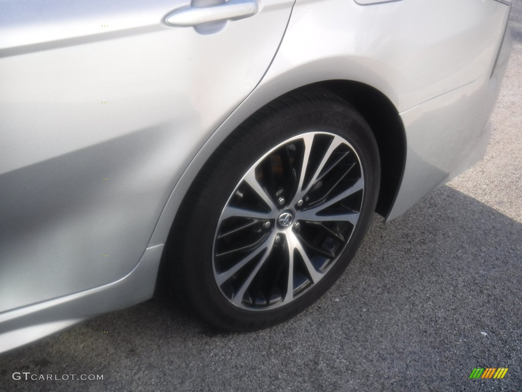2019 Camry SE - Celestial Silver Metallic / Black photo #12