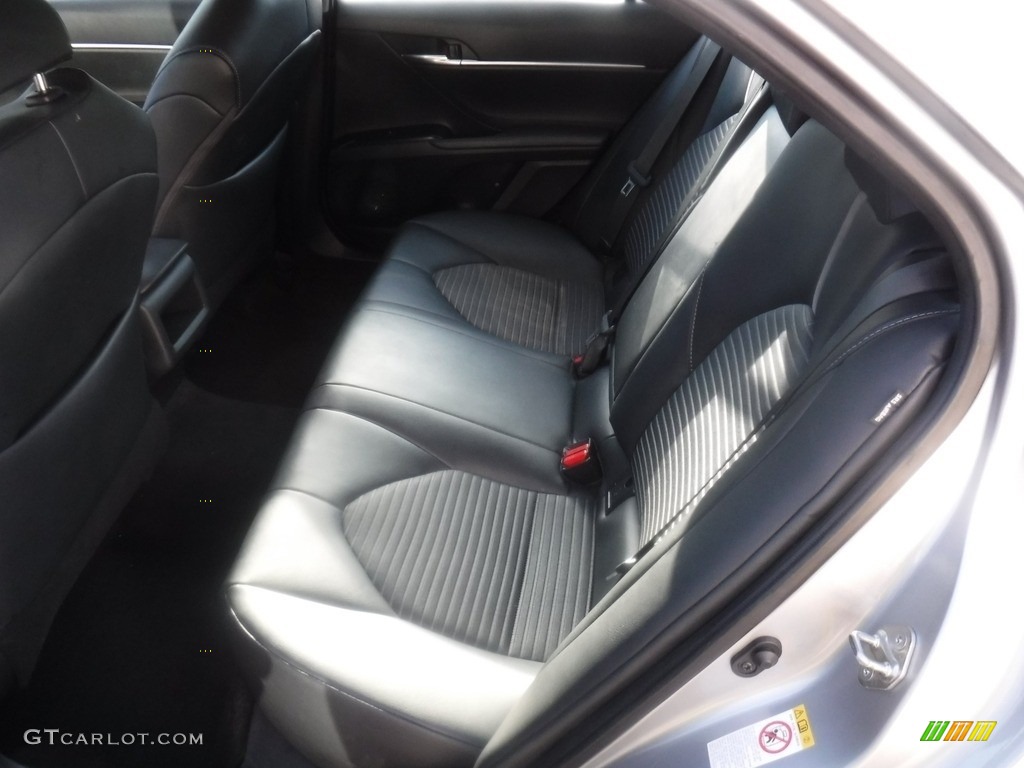 2019 Camry SE - Celestial Silver Metallic / Black photo #22