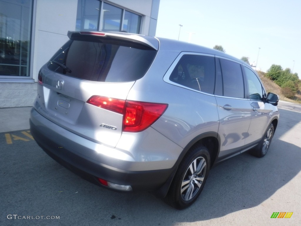 2017 Pilot EX-L AWD - Lunar Silver Metallic / Gray photo #10
