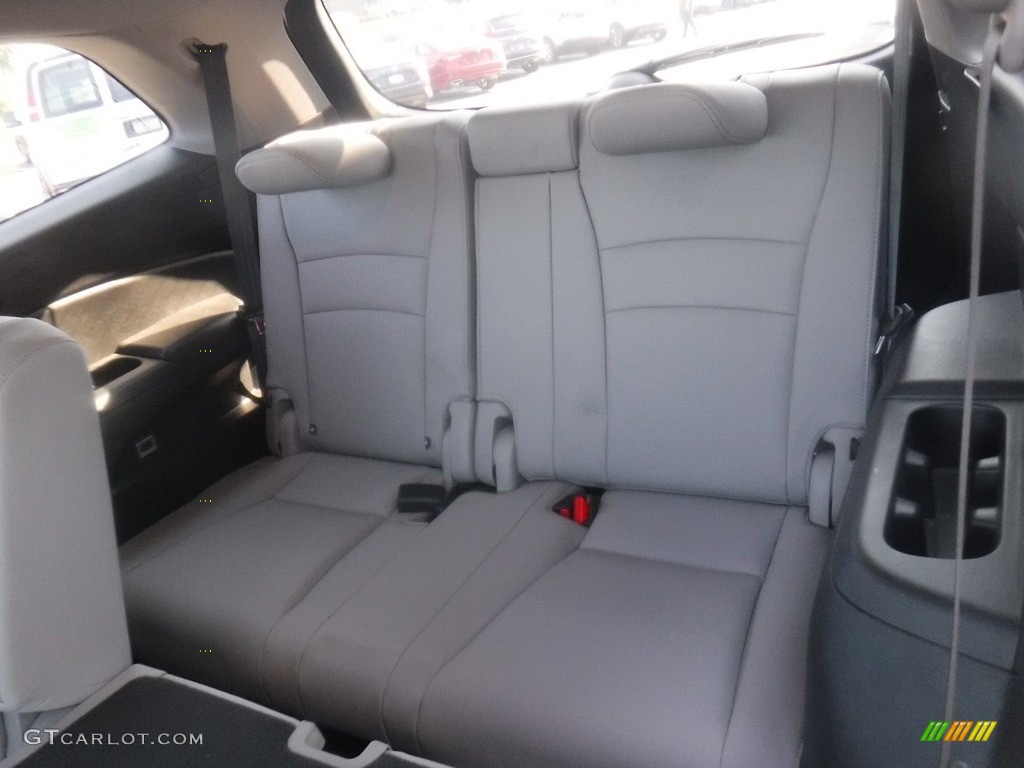 2017 Pilot EX-L AWD - Lunar Silver Metallic / Gray photo #27