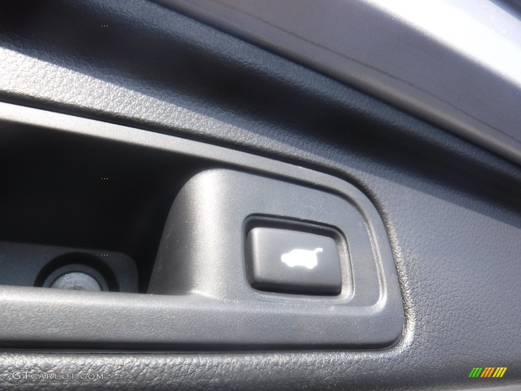 2017 Pilot EX-L AWD - Lunar Silver Metallic / Gray photo #29