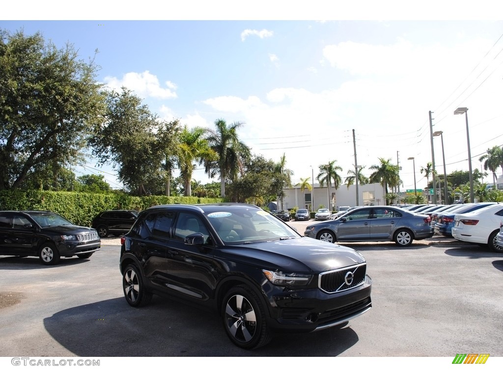2020 XC40 T5 Momentum AWD - Black Stone / Blond/Charcoal photo #1