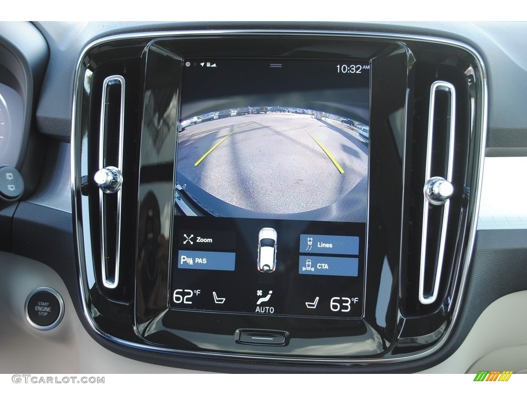 2020 XC40 T5 Momentum AWD - Black Stone / Blond/Charcoal photo #17