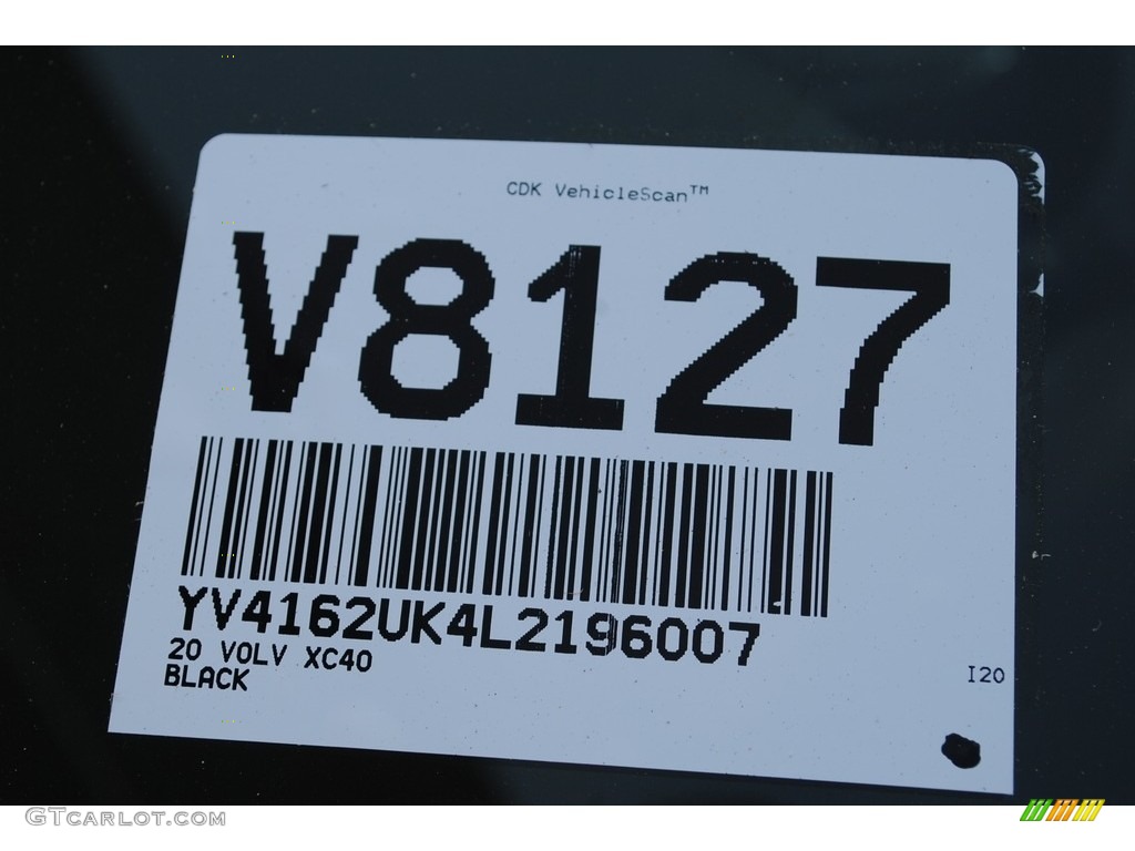 2020 XC40 T5 Momentum AWD - Black Stone / Blond/Charcoal photo #20