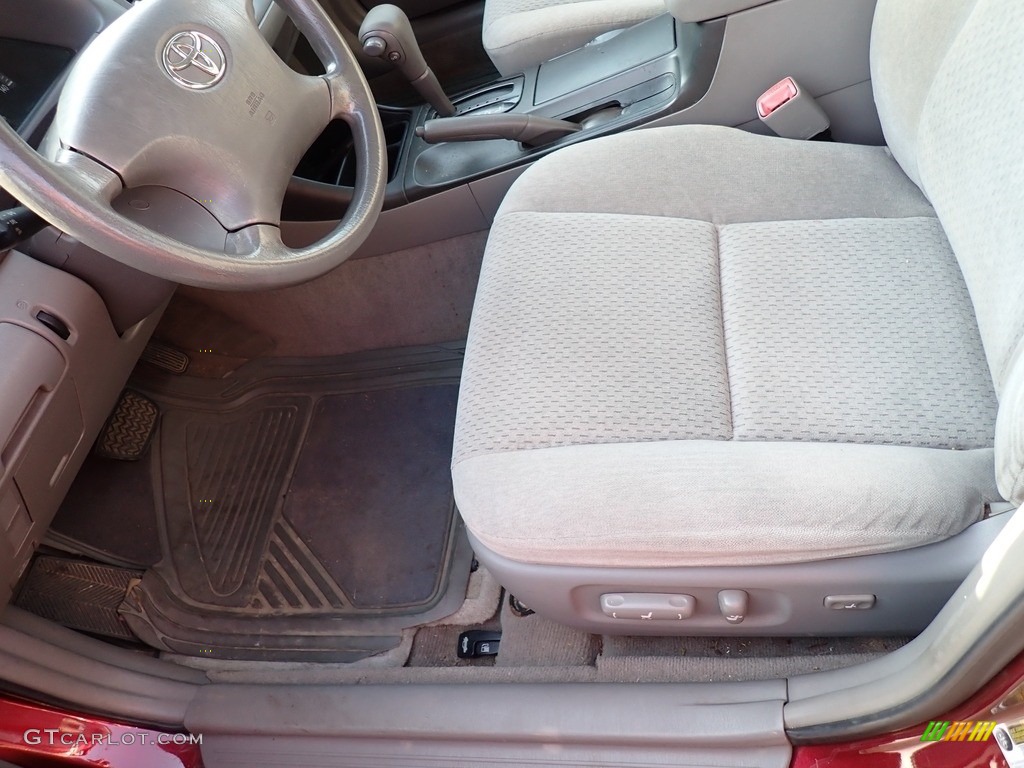 2004 Camry LE - Salsa Red Pearl / Stone photo #8