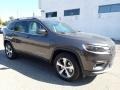 Granite Crystal Metallic - Cherokee Limited 4x4 Photo No. 3